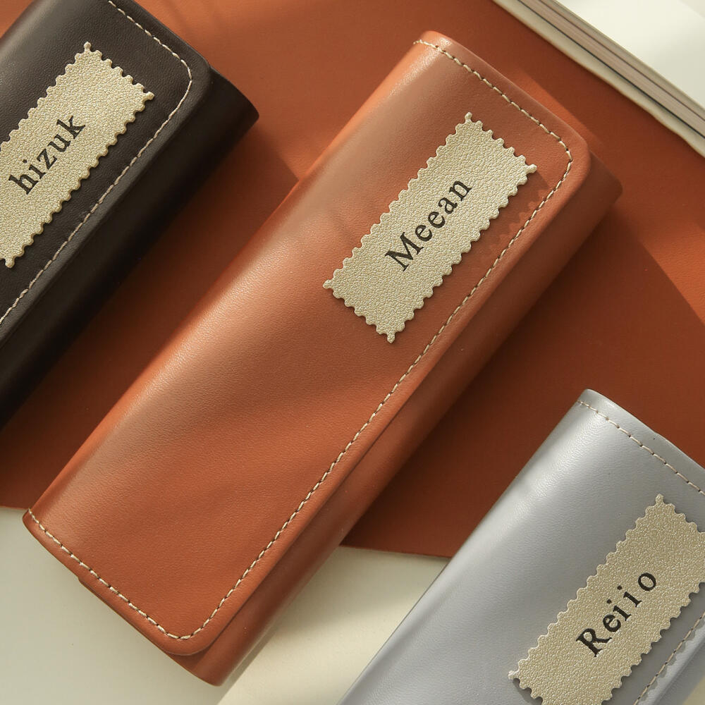 Personalized Custom Name Leath - đánh giá và giá Monogram Custom Case